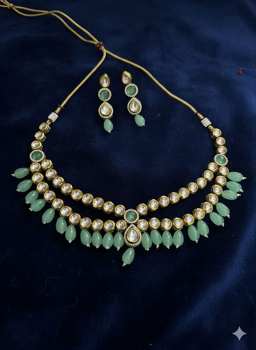 Necklace Green